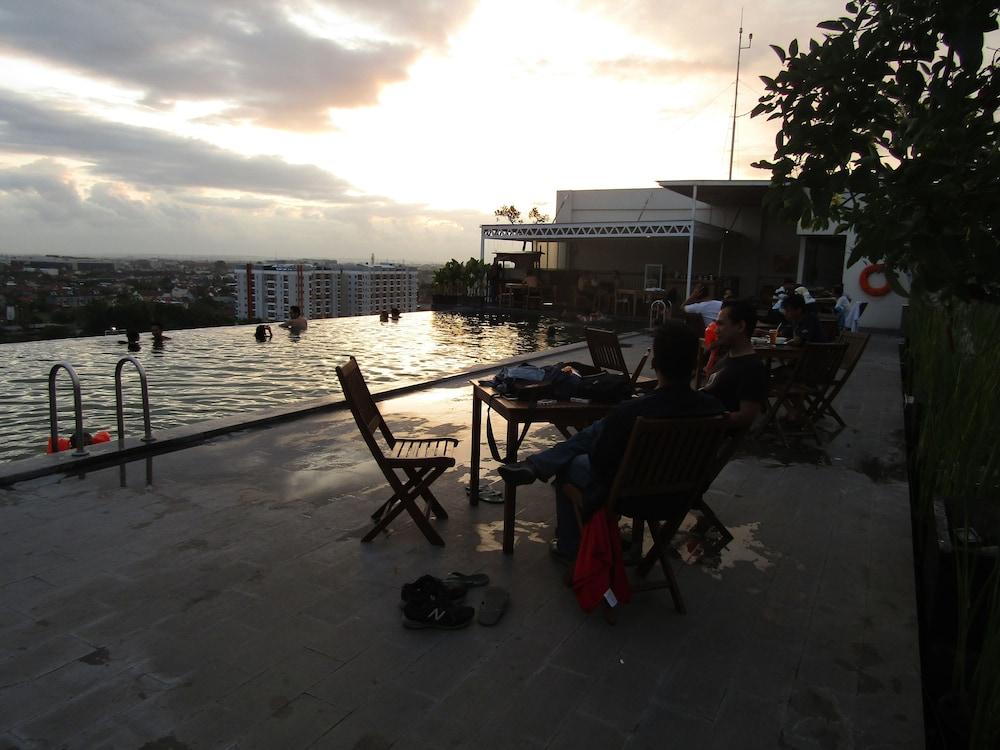 Student Park Hotel Maguwo Extérieur photo
