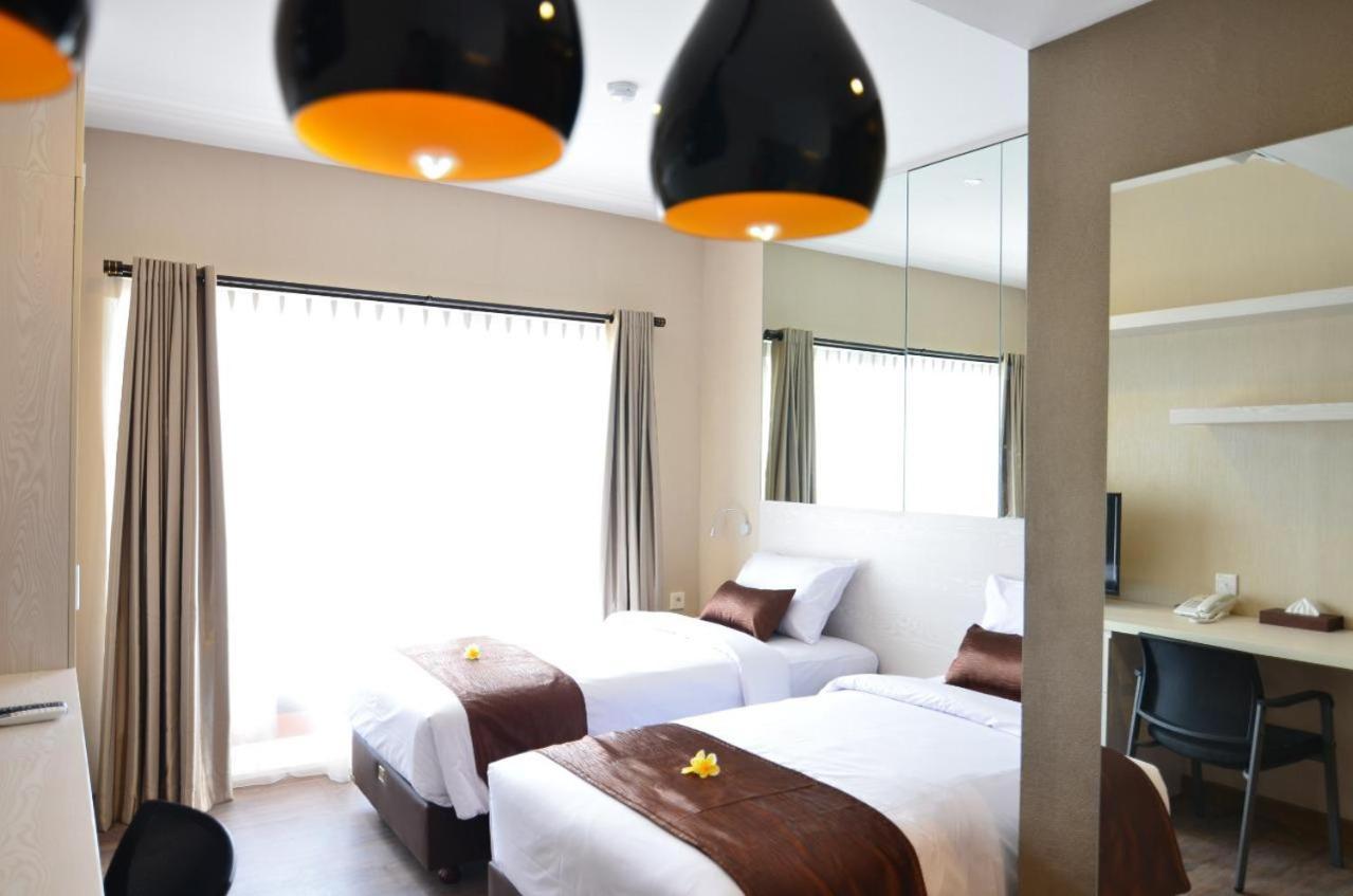 Student Park Hotel Maguwo Extérieur photo