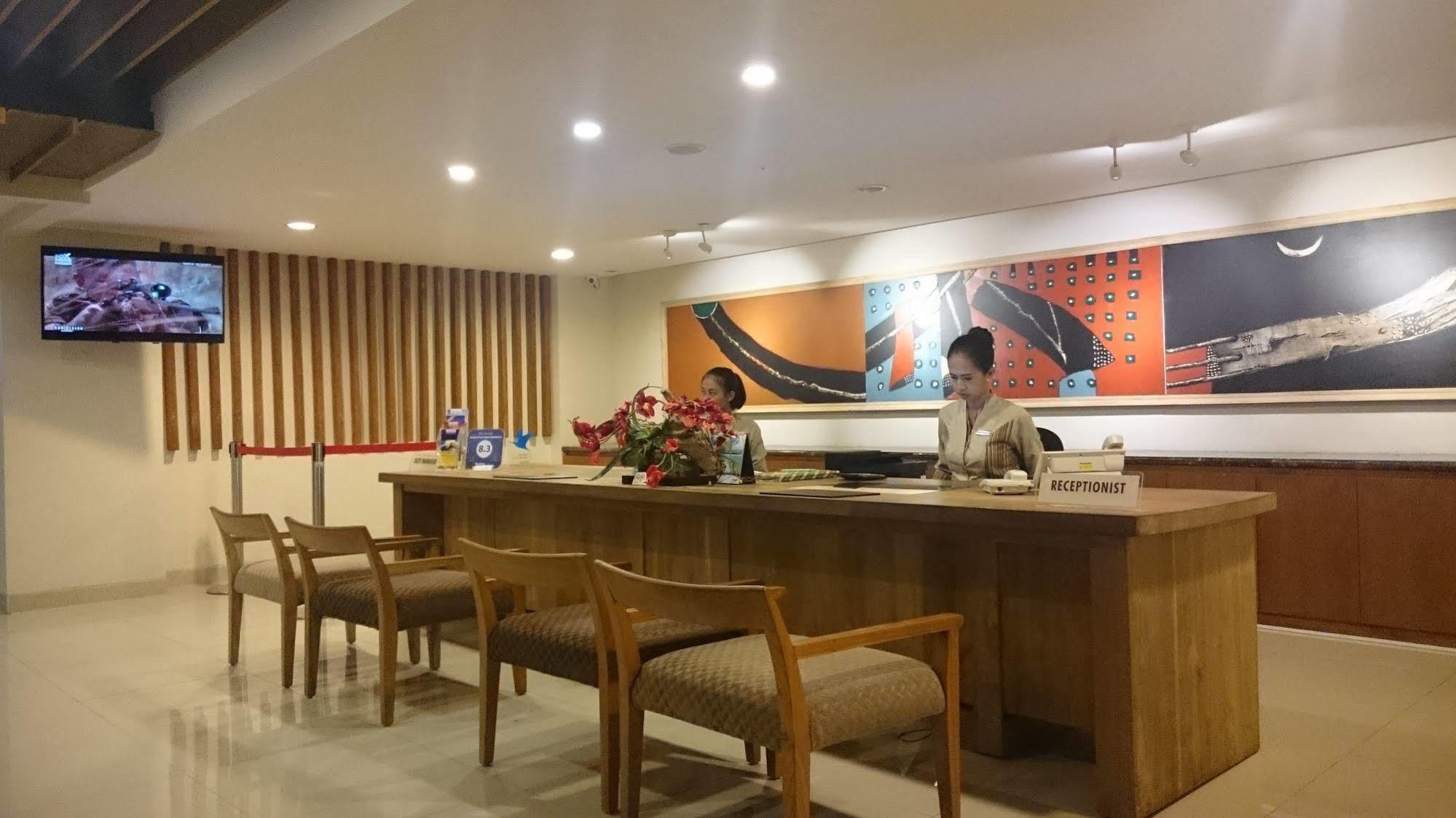 Student Park Hotel Maguwo Extérieur photo